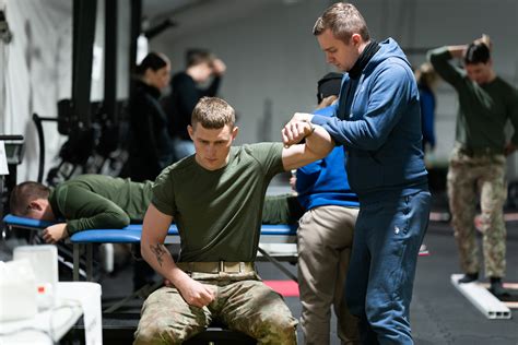 Mokslininkai tiria kūdikio miegą