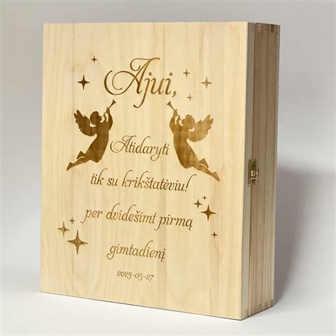 Dovanos krikštynoms berniukui ir mergaitei