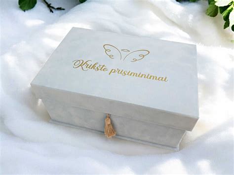 Krikštadėžė su angeliukais ir užrašu
