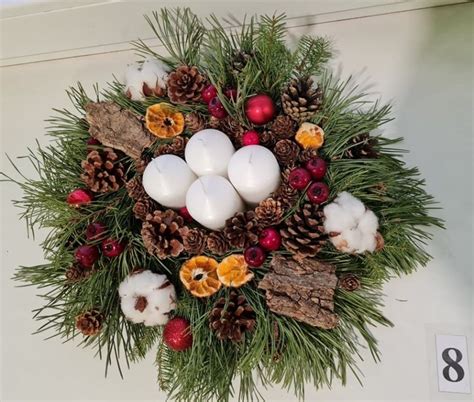 Adventinis vainikas su žvakele 