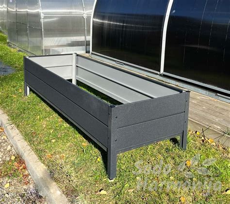 Pakeltos lysvės darže