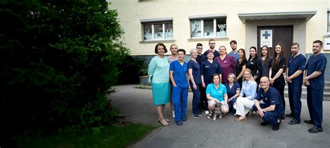 Specialistų komanda, stebinti vaiką