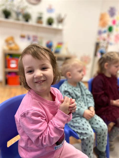 vaikas ruošiamas darželiui