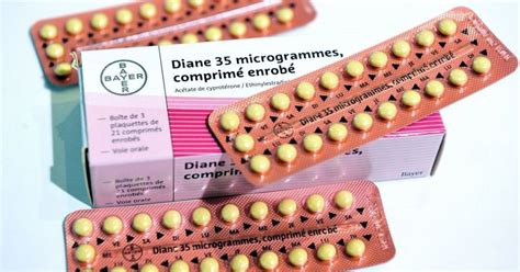 Moters ranka laiko kontraceptines tabletes