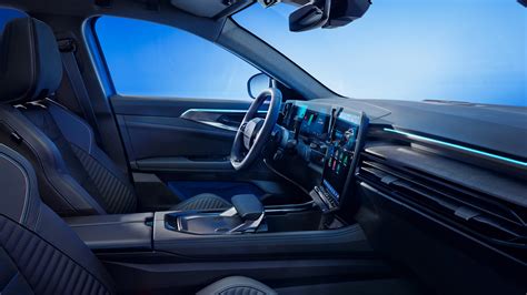 Sportinės sėdynės automobilyje