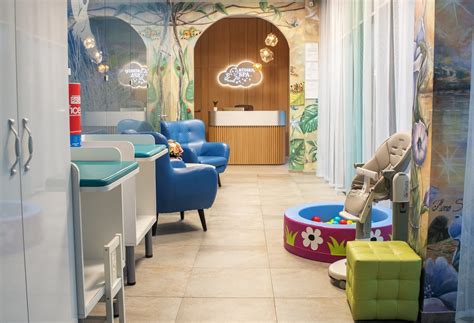 Kūdikių SPA centro logotipas ir adresas