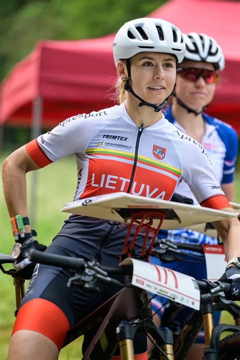 Gabrielė Andrašiūnienė su pasaulio čempionato aukso medaliu