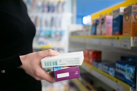 vaistų pakuotės, naudojamos IVF procedūrose