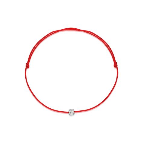 raudono siūlo apyrankė su deimantu