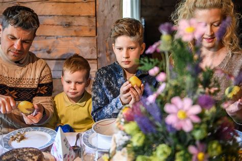 šeima keliauja po Lietuvą