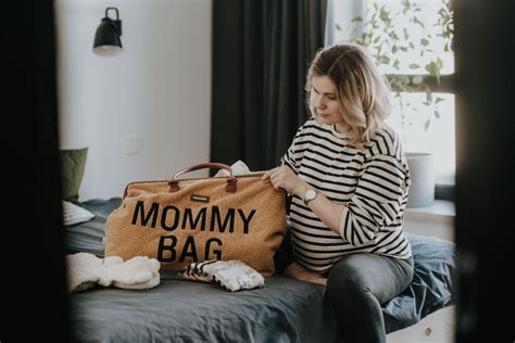 Kūdikio krepšelyje reikalingi daiktai