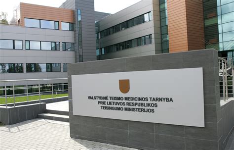 teismo medicinos ekspertai