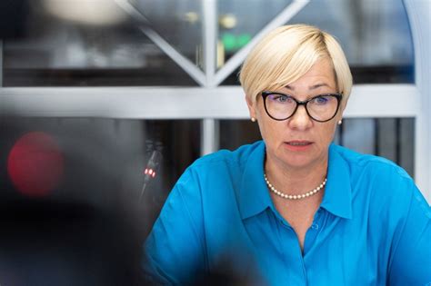 Statistika apie vaikų nepriežiūrą ir narkotikų vartojimą