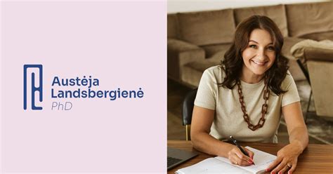 Austėja Landsbergienė skaito paskaitą