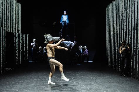 Scena iš spektaklio 