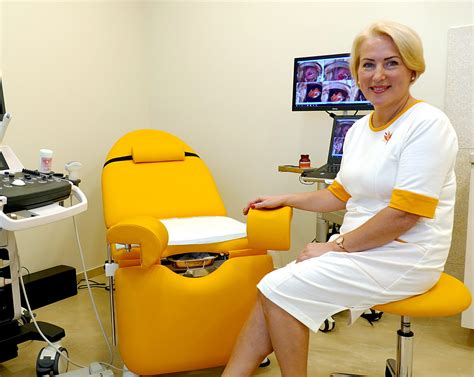 Įvairių moterų sveikatos paslaugų piktogramos