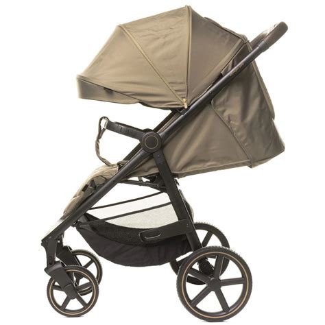 Vaikiškas vežimėlis su dideliais ratais