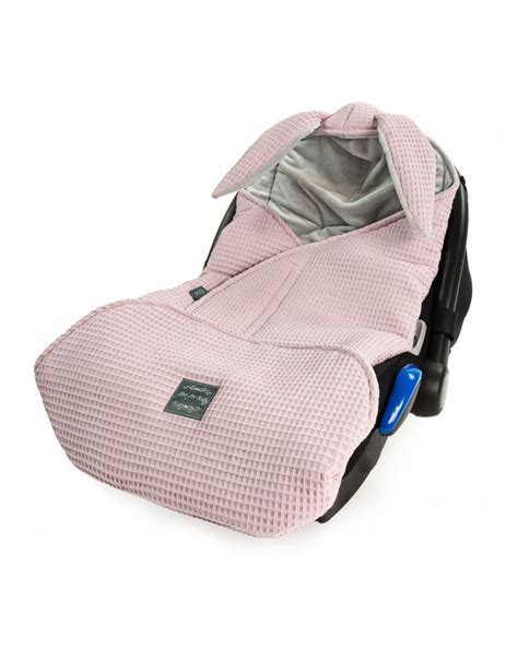 Universalus vokelis kūdikiui