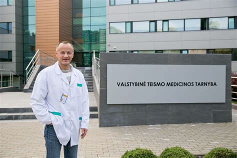 Teismo medicinos eksperto darbas