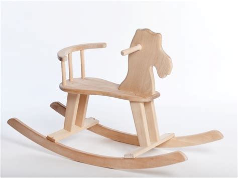 Medinis supamas arkliukas