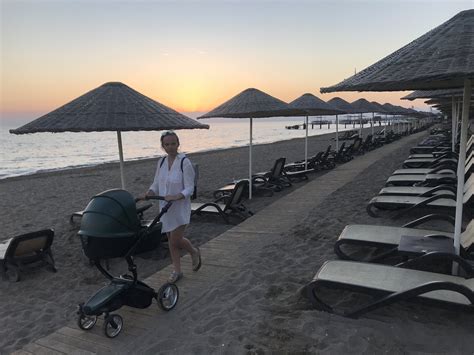 Turkijos paplūdimys su šeima