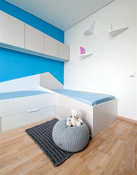 vaikų kambario interjeras su moduliniais baldais