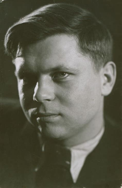 Petras Cvirkos portretas