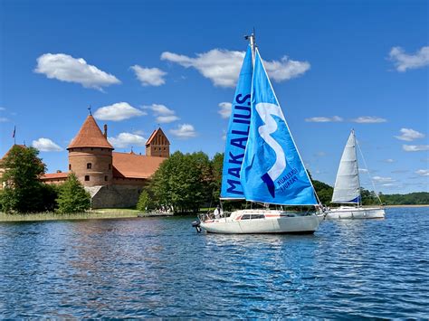 Pasiplaukiojimas jachta Galvės ežere
