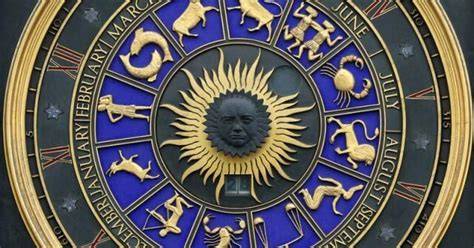 Zodiako ženklų ratas su Gyvatnešiu
