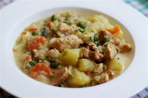 Vištienos ir daržovių troškinys kūdikiui