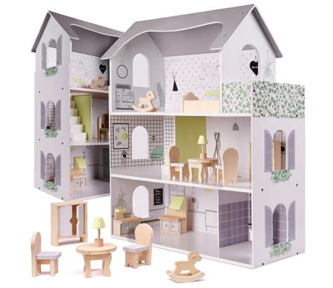 Mediniai lėlių nameliai su baldais