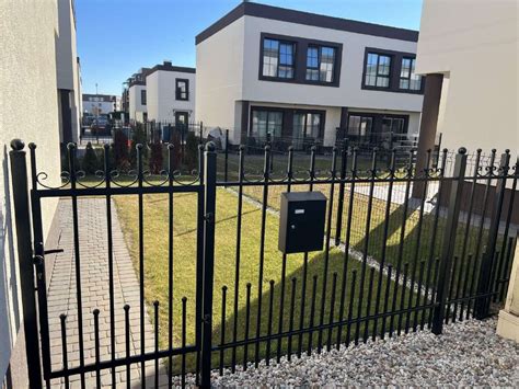 Įvairių tipų apsauginių tvorelių nuotraukos