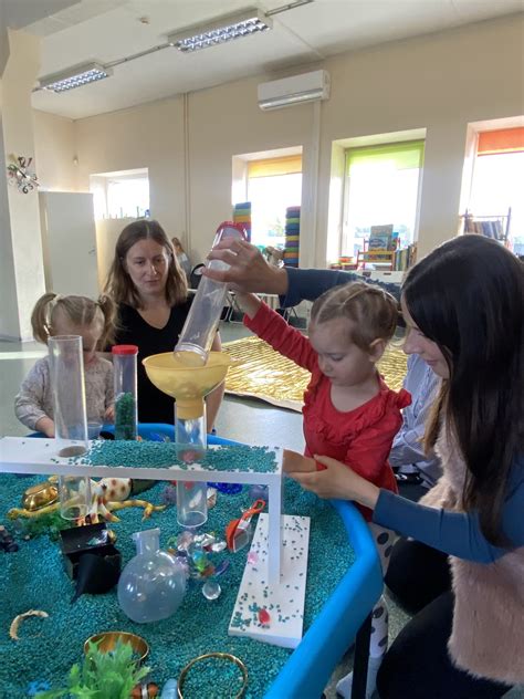 vaikai kuria STEAM projekte