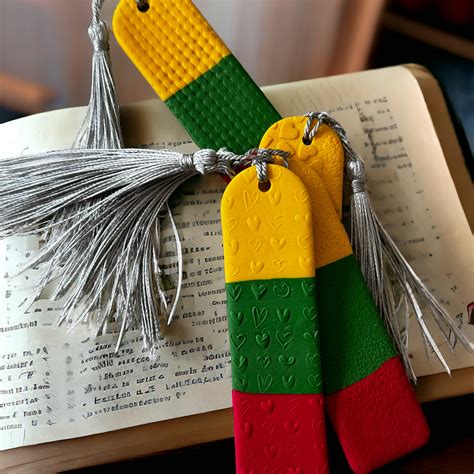 Vaikų gaminti knygų skirtukai