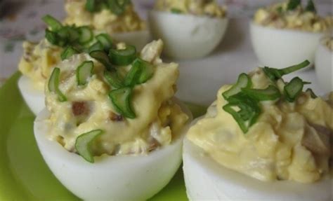 įdaryti kiaušiniai