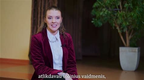 Kristina Kazlauskaitė šiuolaikinėje nuotraukoje