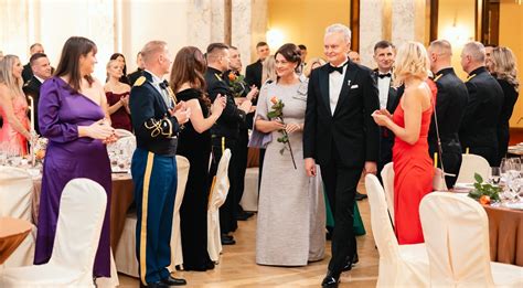 D. Nausėdienė ir G. Nausėda oficialaus renginio metu