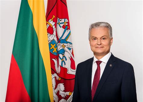 Lietuvos Respublikos prezidento Gitano Nausėdos portretas