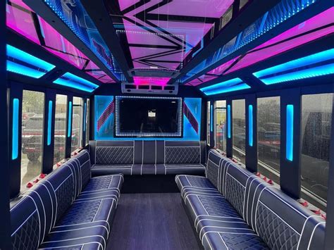 teminiai gimtadieniai party bus autobuse