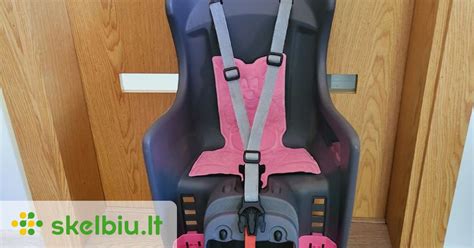 Schema, kaip taisyklingai pritvirtinti vaikišką kėdutę automobilyje