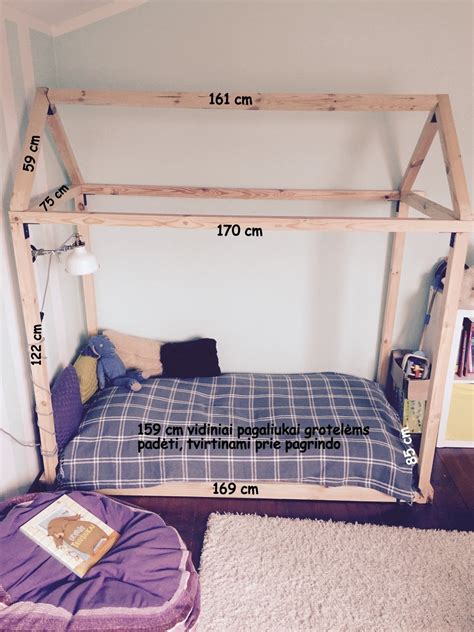 lova namelis vaikams