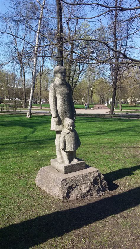 Katono Vyresniojo skulptūra
