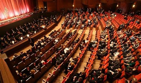 Lietuvos nacionalinio operos ir baleto teatro scena