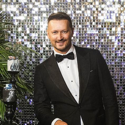 Linas Lapėnas su mikrofonu
