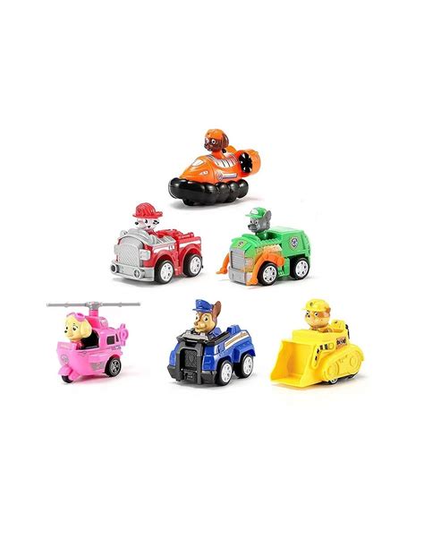 Animacinių filmukų personažai su automobiliais