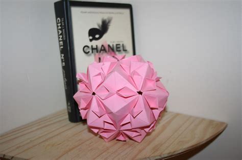 Origami figūrėlės kaip dekoracijos