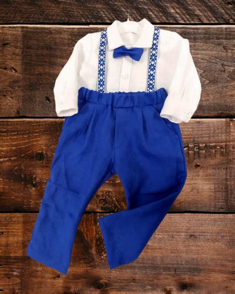 Įvairūs šventiniai drabužiai vaikams