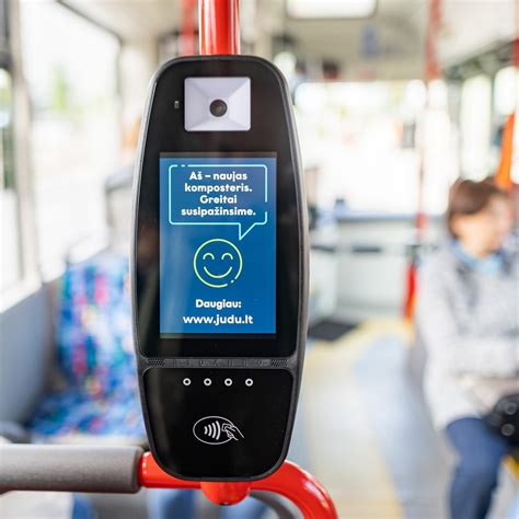 nuotrauka su užaugusiu kristalu