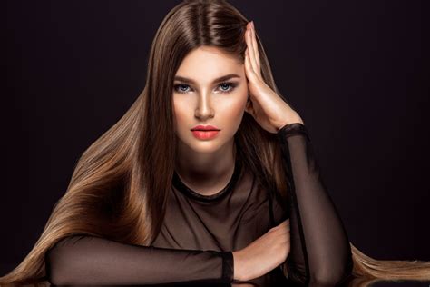 Nuotrauka, vaizduojanti moters anatomiją ir makšties sritį