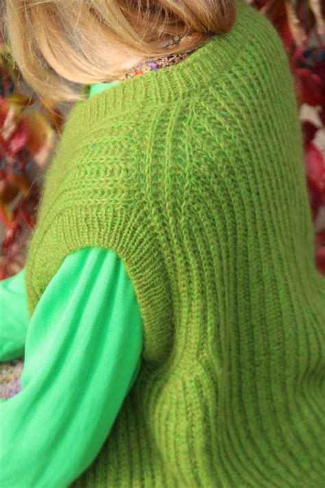 vaikiškų megztų liemenių galerija
